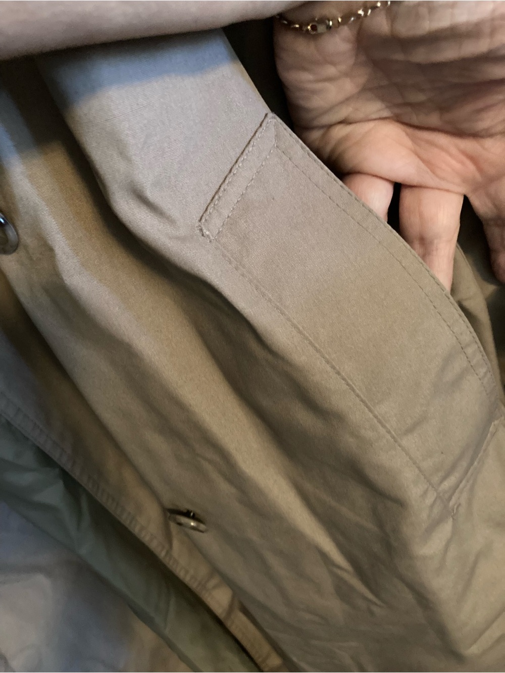 Classic Women’s Trench Coat in Beige - Picture 10 of 10